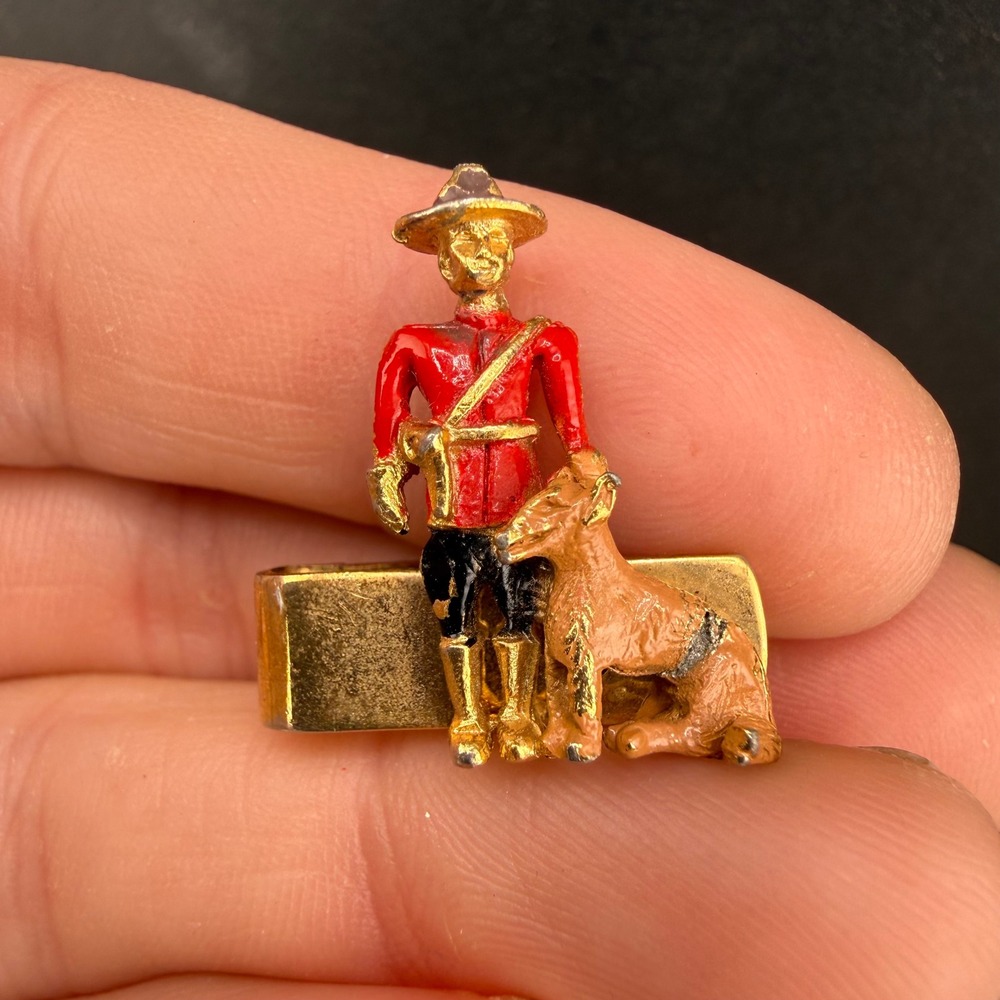 Vintage Sarah Coventry Tie Clip Gold Red RCMP Mountie Dog Figural Enamel